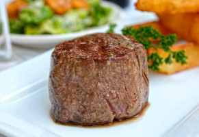 Myron's Prime Steakhouse food