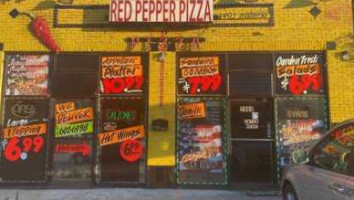 Red pepper pizza food