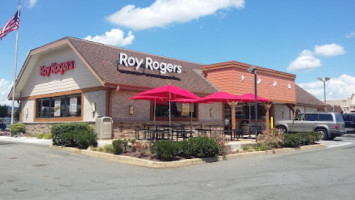 Roy Rogers outside