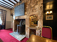 The Jolliffe Arms inside