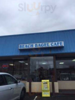 Beach Bagel Cafe outside