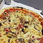 Pizza Pili food