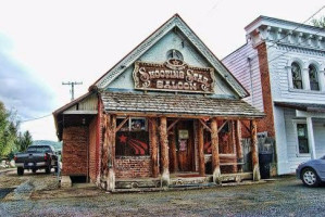 Shooting Star Saloon outside