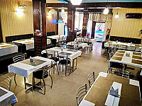 Tanisha's Restaurant inside