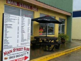 Main Street Subs outside