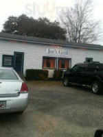 Joe's Grill outside