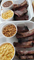 Woodies' Bbq food