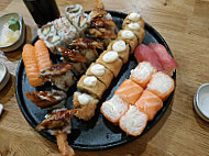 Osakyo Sushi Bar food