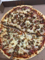 Sally's Classic Pizza food