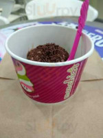 Menchie's Frozen Yogurt food