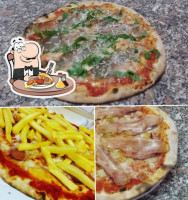 Pizzeria Mari E Delfi food