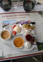 Le Relais Des Chartreux food