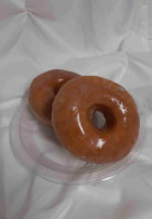 Daisybud's Donuts food