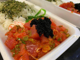 Poke District food