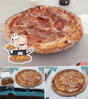Pizzeria Dal Maestro food