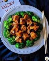 Lucky Wok Asian Cafe food