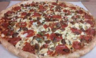 Checkers Pizza food