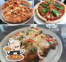 Little Christo's Pizzeria and Mediterranean Eatery food