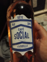 Le Cafe Social food