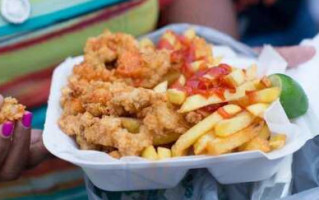 Island Boyz Conch Shack food