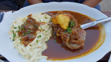 Schlachthofbrau food