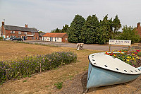 The Five Bells Pub outside