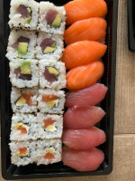 Aime Sushi food