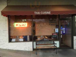 Thai Kitchen outside
