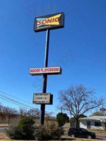 Sonic Drive In outside