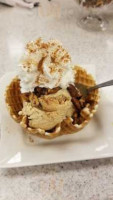 Oberweis Ice Cream And Dairy Store food