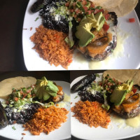 Bella's Mexican Grill food