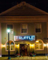 Truffle Restaurant & Bar food