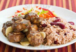 Motambo Caribbean Jerk Chicken food