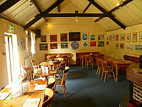 Tafarn Brynamlwg Tavern inside