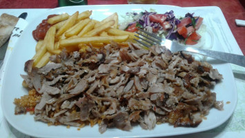 Grillades-kebab Sandwichs-chicken Planète Istanbul Spécialités Turques food