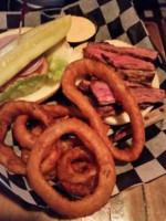 Baggataway Tavern food