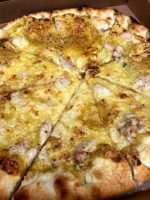 Pizza Bonici food