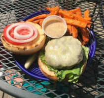 Snow Shoe Lodge Pub food