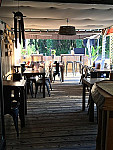 Le Balian Cafe inside