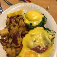 Eggs Up Grill food