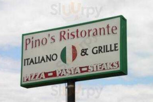 Pinos Italiano Grill outside