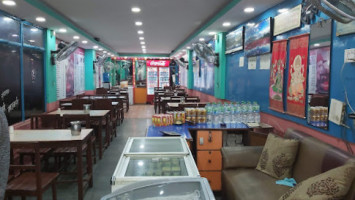 Laxmi Marwadi Bhojanalaya food