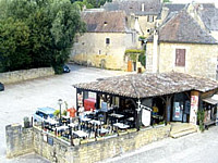 La Taverne Des Remparts outside