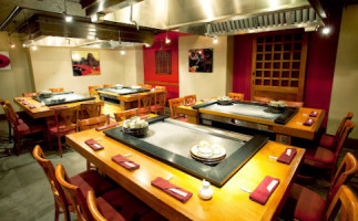 Benihana Japanese Steakhouse Sushi Lounge food