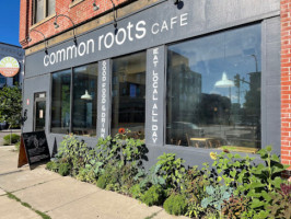 Common Roots Cafe outside