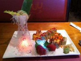 Mojo Asian Cuisine Sushi food
