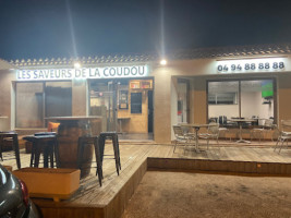 Les Saveurs De La Coudou inside