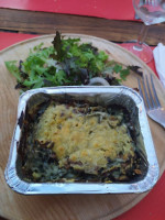 La Terrasse Du Lac food