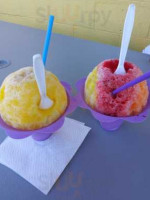 Reggie's World Famous Shave Ice food