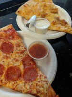 Pontillo's Pizzeria food